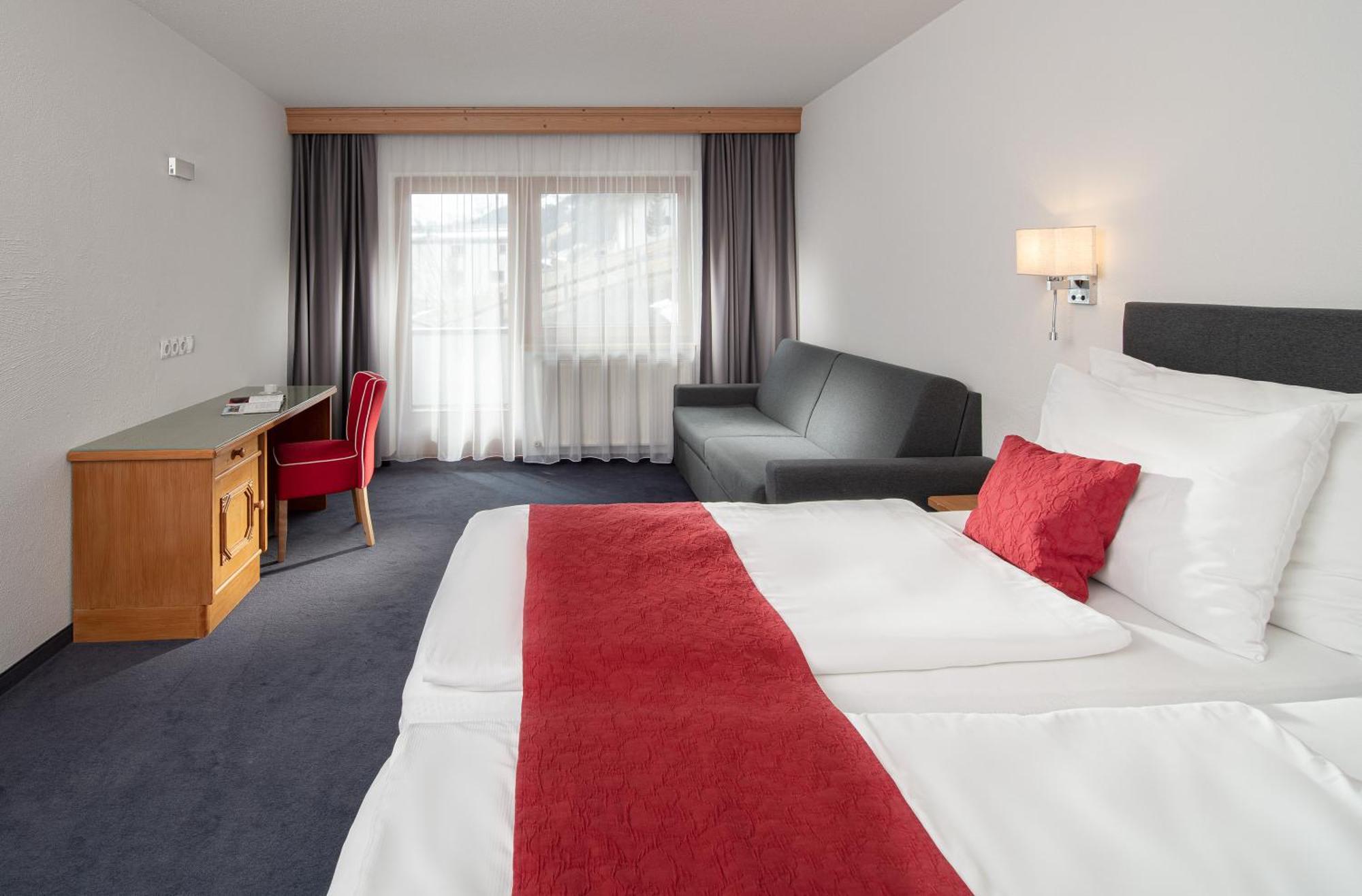 Hoehlenstein Hotel