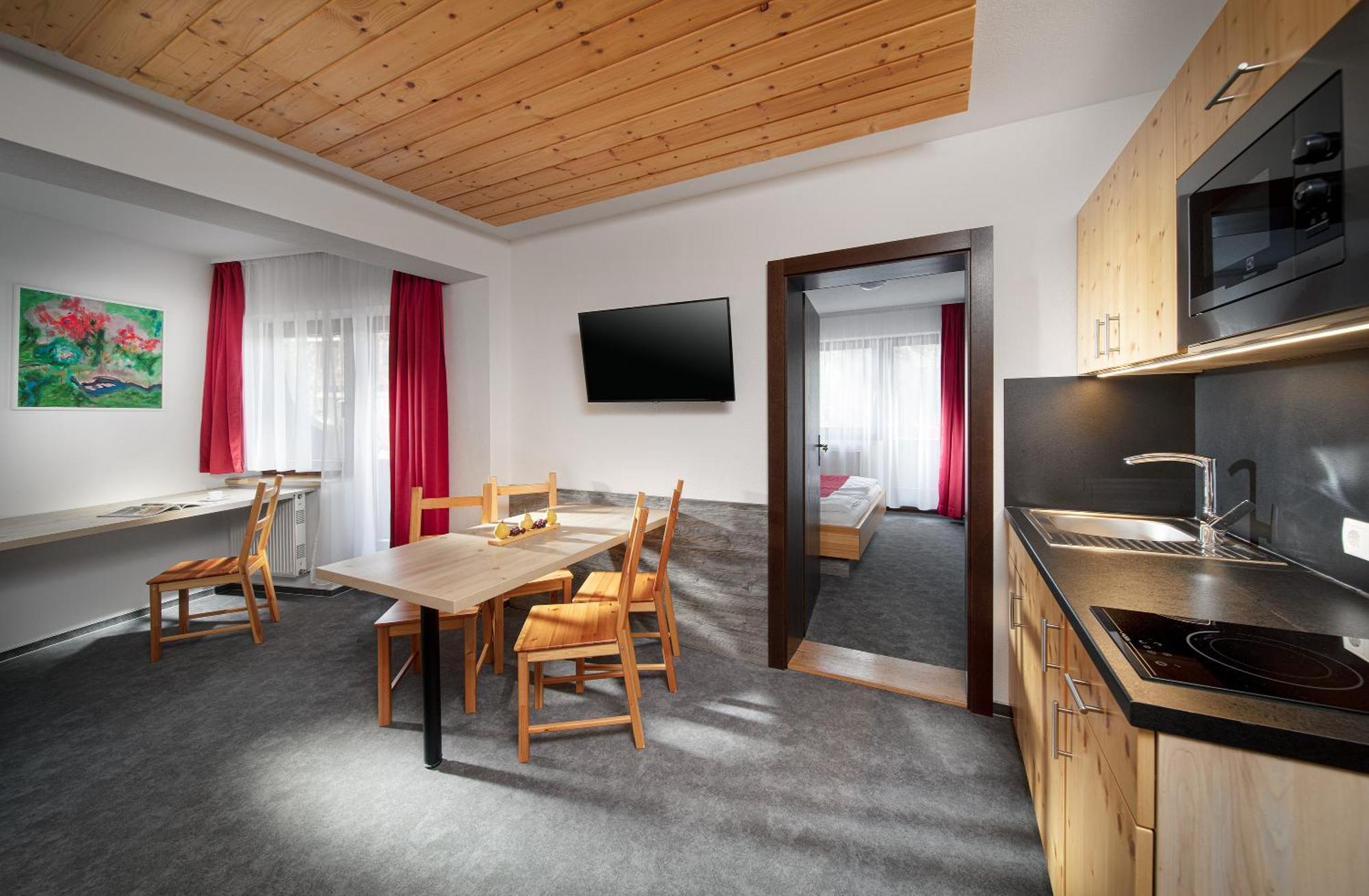Hotel Höhlenstein Tux