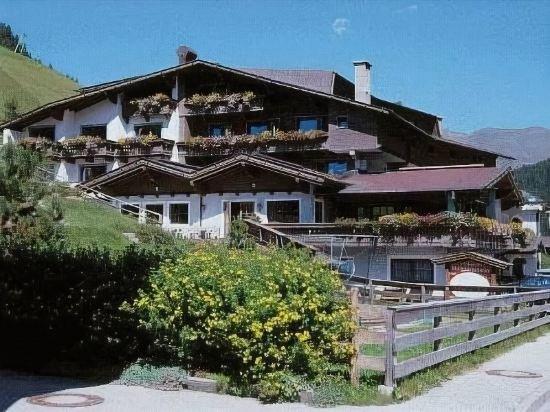 Hoehlenstein 4* Tux