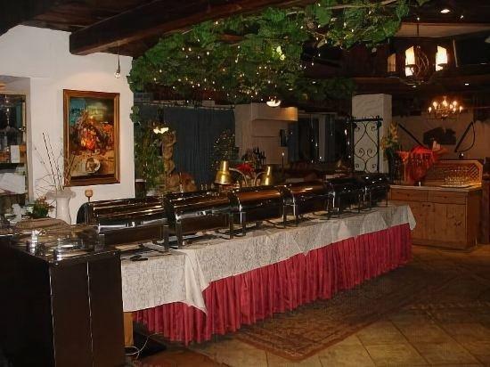 Hoehlenstein Hotel Tux